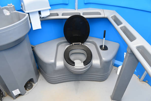 Portable Toilet Options We Offer in Harbor Beach, MI